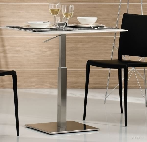Подстолье металлическое с регулировкой высоты Inox