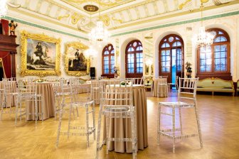 Стул прозрачный полубарный Siesta Contract Chiavari Bar 65 прозрачный