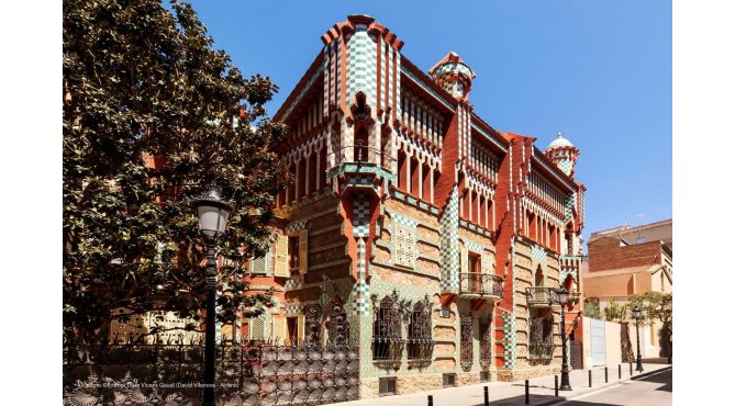 Casa Vicens by Antoni Gaudí, Барселона, Испания