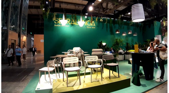Serralunga на выставке Salone del Mobile.Milano 2022