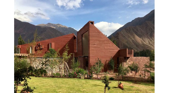 Casa Huayoccari, Валье Саградо, Перу