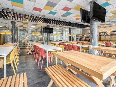 Проект:School's Restaurant, Белград, Сербия