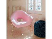 Кресло лаунж пластиковое Qeeboo Pupa Brass Base IN металл, полиэтилен латунь, розовый Фото 13