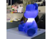 Светильник пластиковый настольный Qeeboo Teddy Boy IN полиэтилен светло-голубой Фото 15
