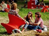 Кресло-юла пластиковое Magis Spun полиэтилен красный Фото 16