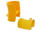 Кресло пластиковое детское Magis Trioli полиэтилен желтый Фото 4